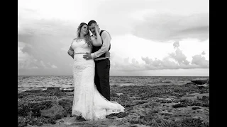 Samantha & David. Grand Sirenis Wedding Photography.