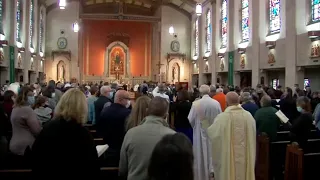 Chicago Catholic church holds final mass before shutdown despite appeals to Vatican