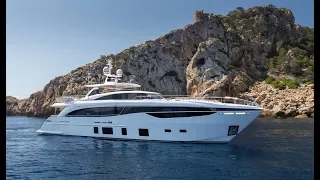 Суперяхта Princess 35M