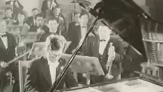 Shostakovich plays piano concerto no 1, op. 35 - IV (1940)