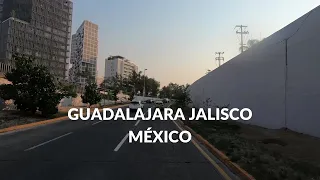 MÉXICO Guadalajara. Driving The Avenue With Many Different Areas