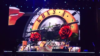 Guns N' Roses - Patience // Don't Cry @ Estadio Monumental, Buenos Aires, Argentina 2022 [ 4K ]