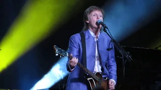 Paul McCartney - A Hard Day's Night - Praha 2016 (multiscreen)