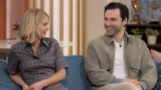 LEGENDADO: Jenna Coleman e Aidan Turner divulgam #LemonsThePlay no programa This Morning