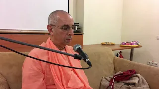 Niranjana Swami — Kirtan with disciples at the Holy Name festival, Belarus — 08-Jun-2018