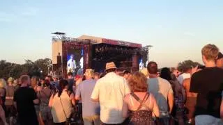 NGHFB - If I Had A Gun - Live at V Festival 2012