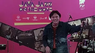 Rizky Febrian live at Java Jazz On The Move, Aeon Mall BSD (7) - Penantian Berharga