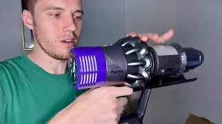 Dyson V10 Absolute Vacuum Cleaner Unboxing and First Look