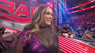 Nia Jax Destroy Shayna Baszler, Piper Niven, Zoey Stark e Chelsea Green - WWE Raw 18/9/2023