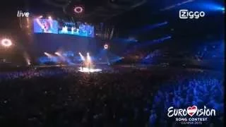 Trijntje Oosterhuis - Walk Along (The Netherlands) 2015 Eurovision Song Contest LIVE @ Ziggodome