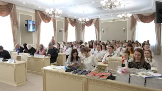 «Мы – граждане Беларуси»: вручение паспортов 14-летним мозырянам прошло в исполкоме