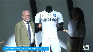 PRESENTAZIONE MAGLIA UFFICIALE NAPOLI CAMPIONE D'ITALIA