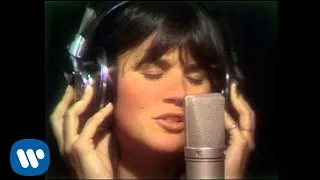 Linda Ronstadt - Tracks Of My Tears (Official Music Video)