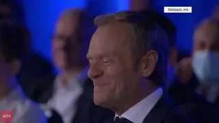 Donald Tusk wraca do polskiej polityki i przejmuje stery w Platformie Obywatelskiej
