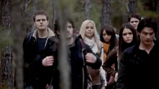 TVD 4x13 - Damon, Elena, Rebekah and the others walking around the island | Delena Scenes HD