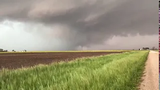 Scary Tornado between Table Grove and Ipava, illinois - May 24, 2019