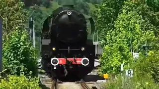 Lokomotive 5519 rangiert in Wertheim