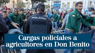 Cargas policiales a agricultores en la visita de Pedro Sánchez a Don Benito