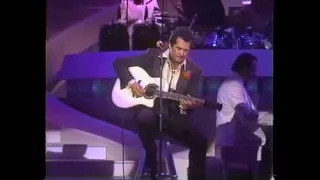 Wayne Newton: Spanish Eyes {LIVE At The Las Vegas Hilton - 5/23/1989}