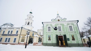 Литургию в Никольском кафедральном соборе Казани в Неделю о блудном сыне