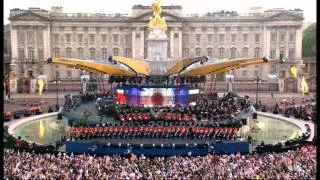 The Queens Diamond Jubilee Concert - Robbie Williams Opening