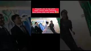 Mempelai pria tega pukul kepala istrinya diatas pelaminan karena kalah main games #viral #viralvideo