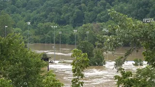 Helicopters rescue about 400 from Kentucky floods