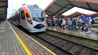 Przemyśl to Lviv with Ukrainian Railways in First Class
