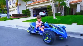 Unpacking New Cars! Quadric, Mini Bike and a three-wheeled car!