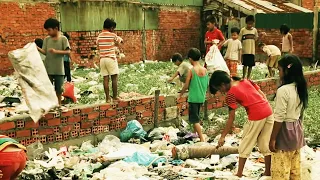 The Daily Battle For Survival While Living In Cambodia's Slums | Beyond Human Boundaries