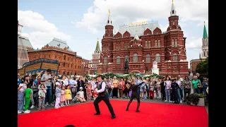 Фрагменты номера "Танец с тросточкой"