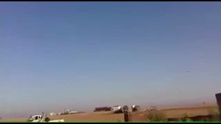 Крылатые ракеты " Калибр " летят в сторону столицы Игил , снято в Алеппо