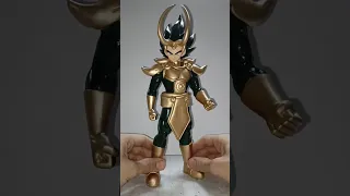 Custom de esta figura articulada de Vegeta fusionado con el Dios del engaño Loki/ Dragon Ball Marvel