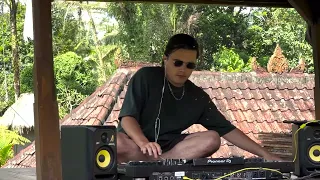 LIVE SET SAMBIL NGOPI ! DJ JAYJAX DI UBUD BALI