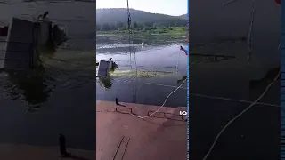 Затонувший катер "Капитан Носков" подняли с реки