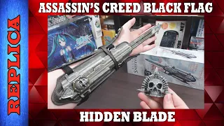Assassin's Creed IV Black Flag - Pirate Hidden Blade & Guantlet - Edward Kenway (Macfarlane Toys)