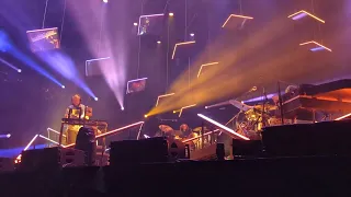 Bon Iver - "Lump Sum" (Leeds, 19th October 2022)