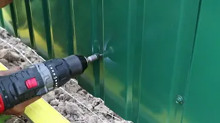 How to put a fence yourself from a profile pipe and metal sheets.