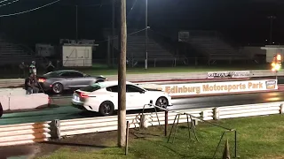 Kia stinger VS Camaro SS 1/4 mile