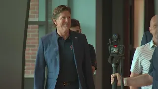 New Blue Jackets coach Mike Babcock blasts report suggesting he was invading his players' privacy