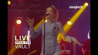 Rita Ora - I Will Never Let You Down [Live From The Vault]