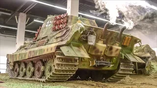 RC Military Machines ULTRA HEAVY! 1/4 scale Tank! 600 kilograms!