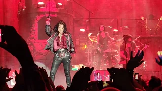 Alice Cooper - Poison @Pala Alpitour, Turin, Italy