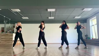 BLACKPINK - 'How You Like That' [dance practice ver.] Mirrored mode. (Dance cover by E-SCAPE)