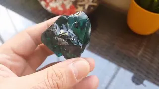 Fancy Vivid Blue Green lb Rough Diamond 550 Ct.