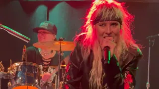 REBEL QUEENS Welcome To The Jungle (GUNS N' ROSES Tribute Cover Live) Route 47 Fridley, MN 27JAN2024