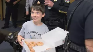 10-Year-Old Boy Delivers Doughnuts to Police Officers in Las Vegas and Houston