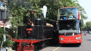 Steam Locomotive Street Running - 
        Solo City Tour dgn Kereta Uap Jaladara & Bis Tingkat Werkudara