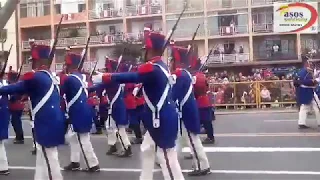 DESFILE FIESTAS PATRIAS PERU 2017