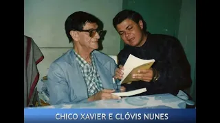 Chico Xavier para Clóvis Nunes: "65 anos de mediunidade? E 35 anos de trabalho de dia? Dá 100 anos!"